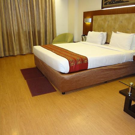 Hotel Budhil Park Visakhapatnam Ngoại thất bức ảnh