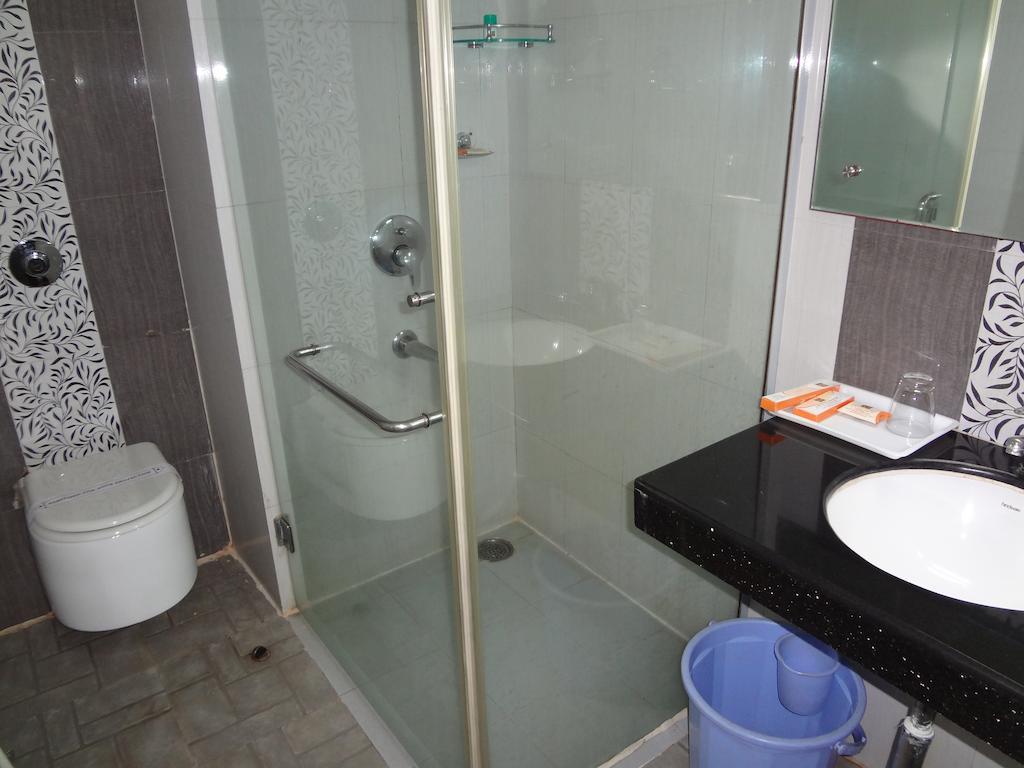 Hotel Budhil Park Visakhapatnam Phòng bức ảnh