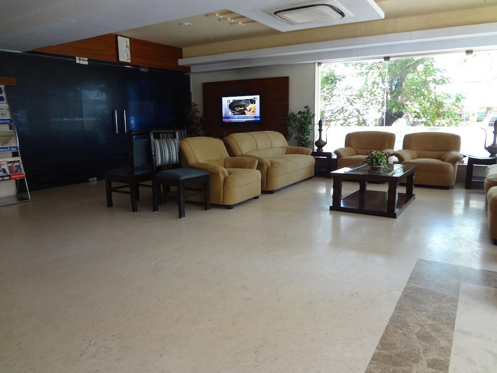 Hotel Budhil Park Visakhapatnam Ngoại thất bức ảnh