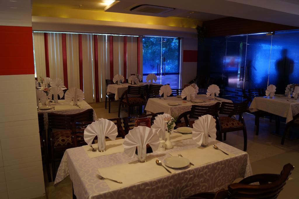 Hotel Budhil Park Visakhapatnam Ngoại thất bức ảnh