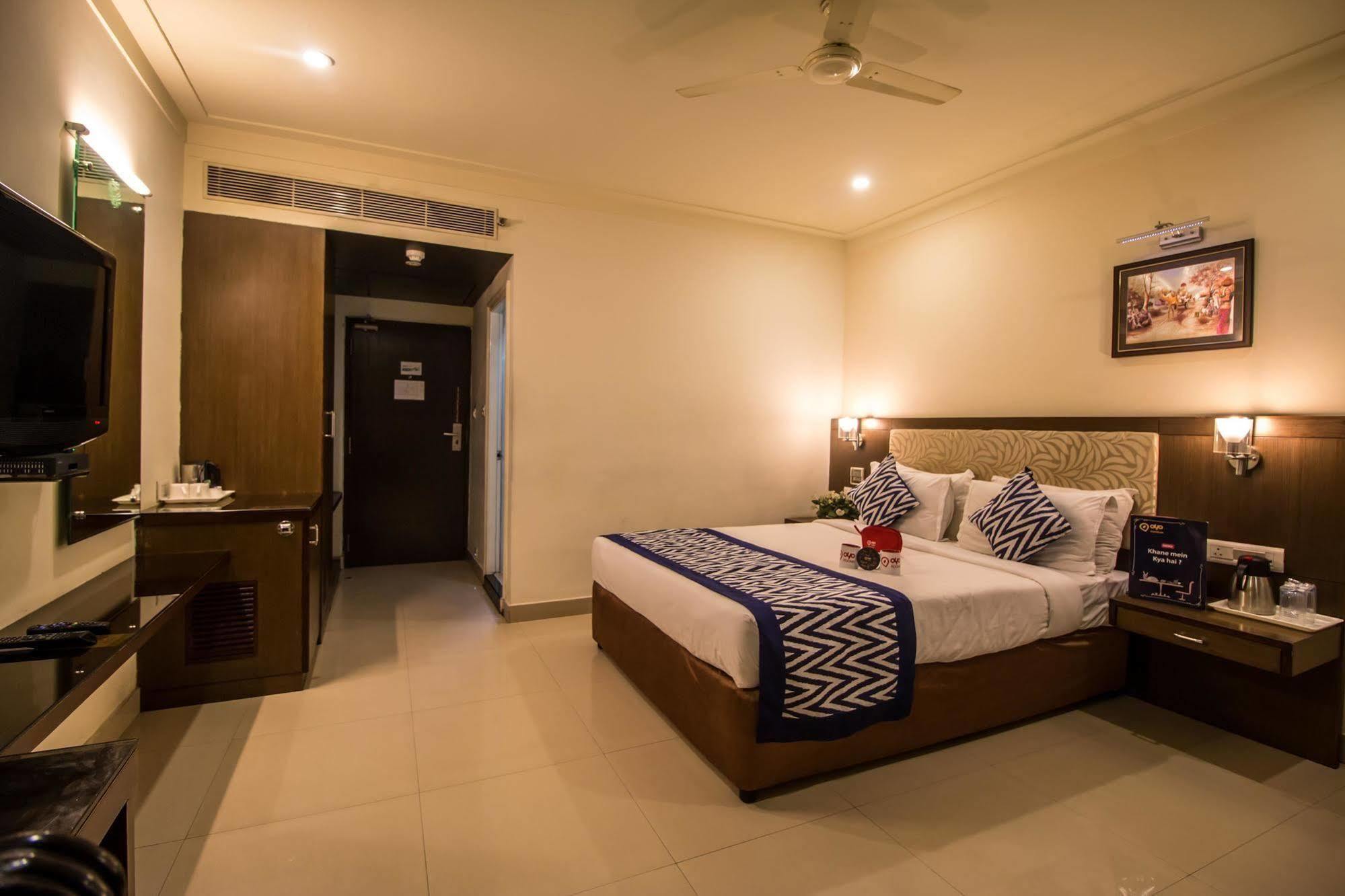 Hotel Budhil Park Visakhapatnam Ngoại thất bức ảnh