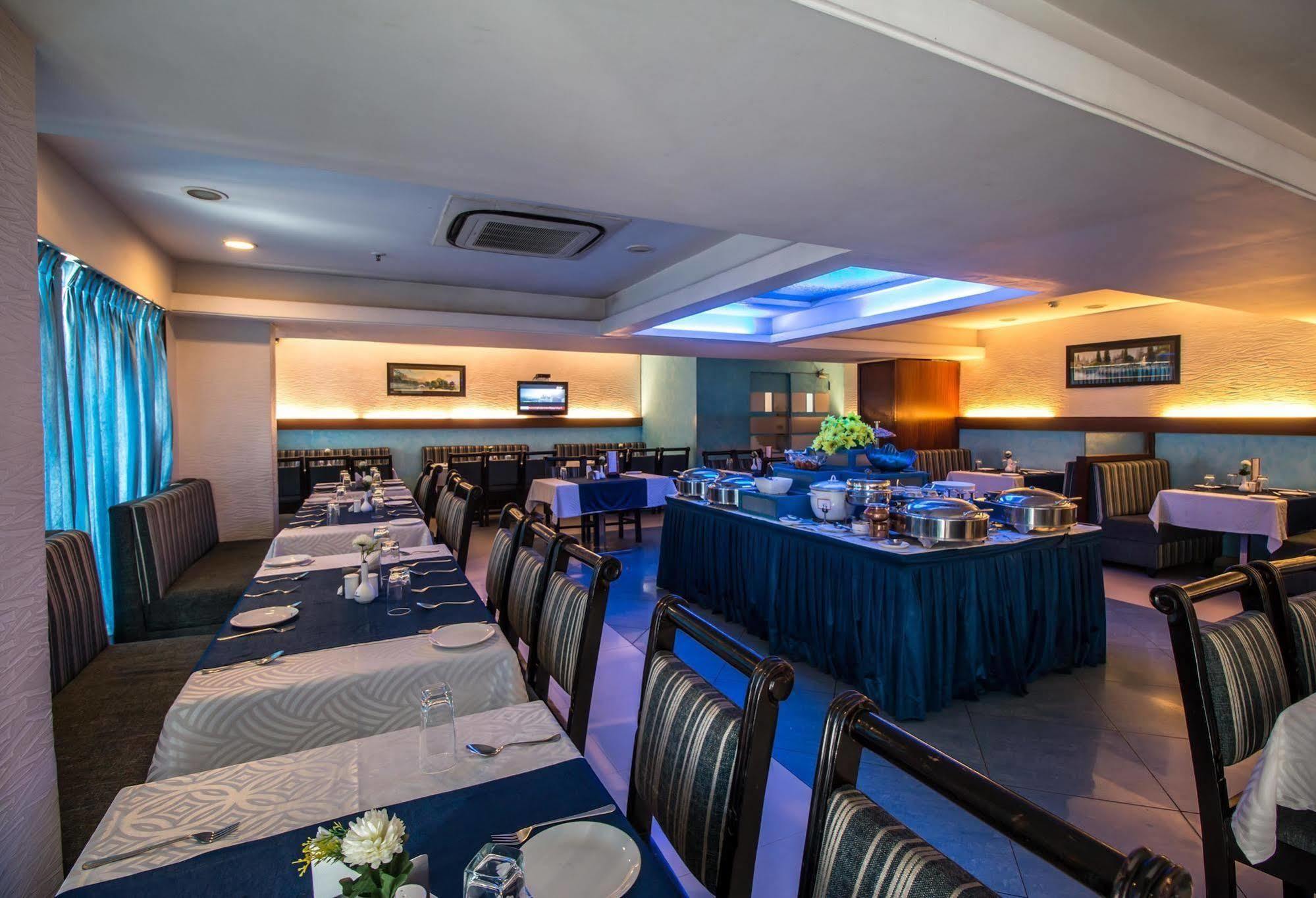 Hotel Budhil Park Visakhapatnam Ngoại thất bức ảnh