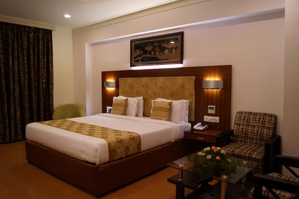 Hotel Budhil Park Visakhapatnam Ngoại thất bức ảnh