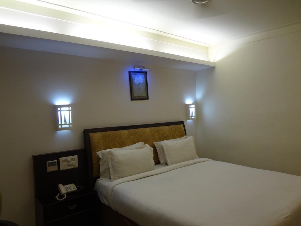 Hotel Budhil Park Visakhapatnam Ngoại thất bức ảnh