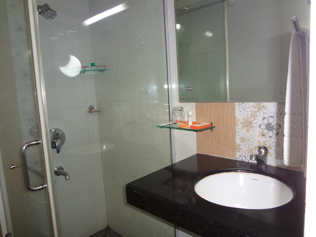 Hotel Budhil Park Visakhapatnam Ngoại thất bức ảnh